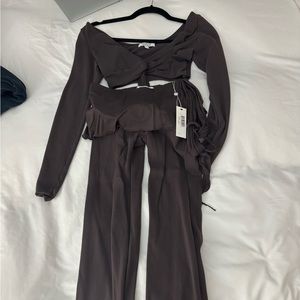 Frankie’s brown set